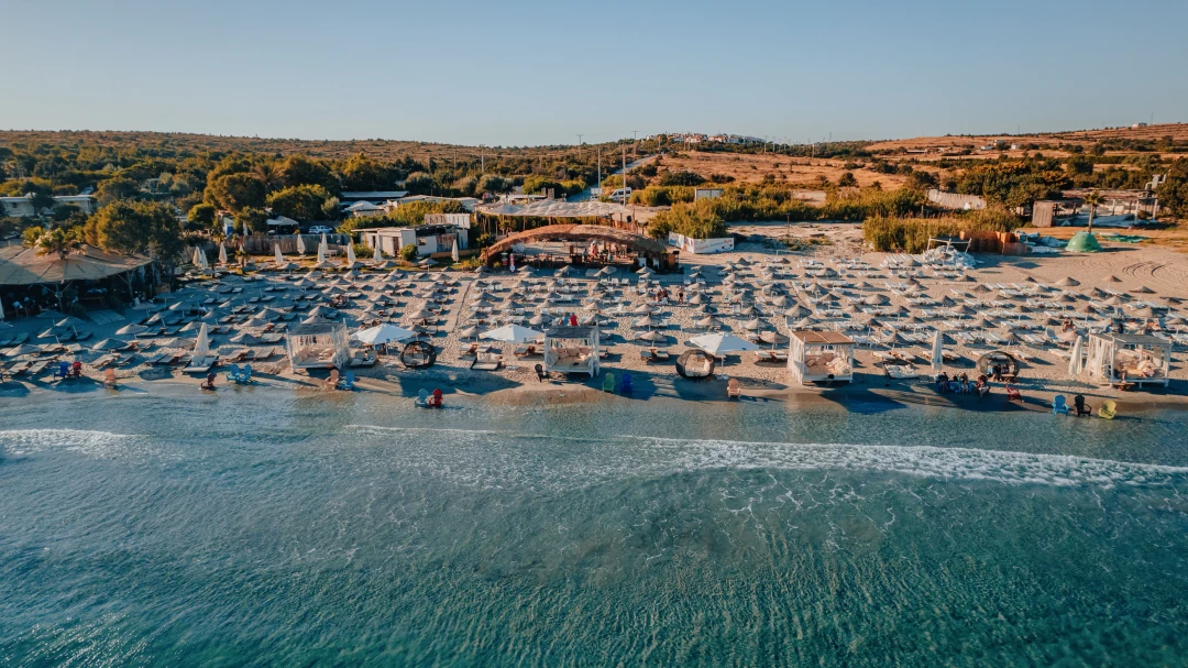 Çeşme ücretsiz halk plajları ve ulaşım rehberi